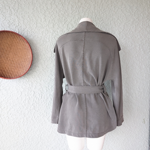 Lululemon Softstreme Belted Wrap green size s/xs - Picture 6 of 10